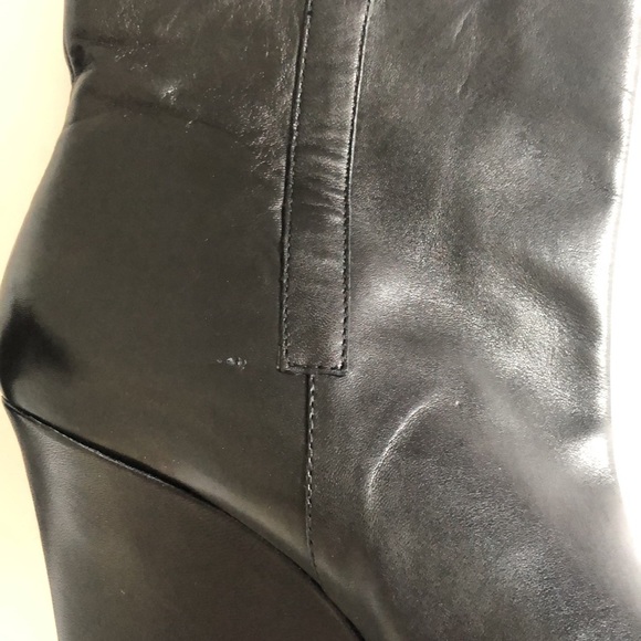 Vince Camuto Wedge Bottie - Picture 12 of 13